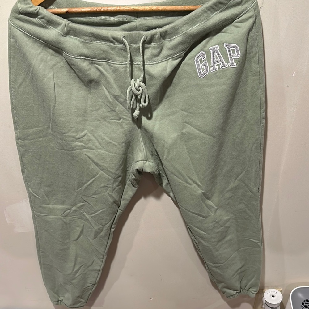 GAP Green Sweatpants Relaxed Fit Joggers